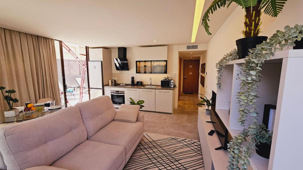 Nogalera Quintessence Apartment With Private Parking By Namaste Elite Torremolinos Ngoại thất bức ảnh