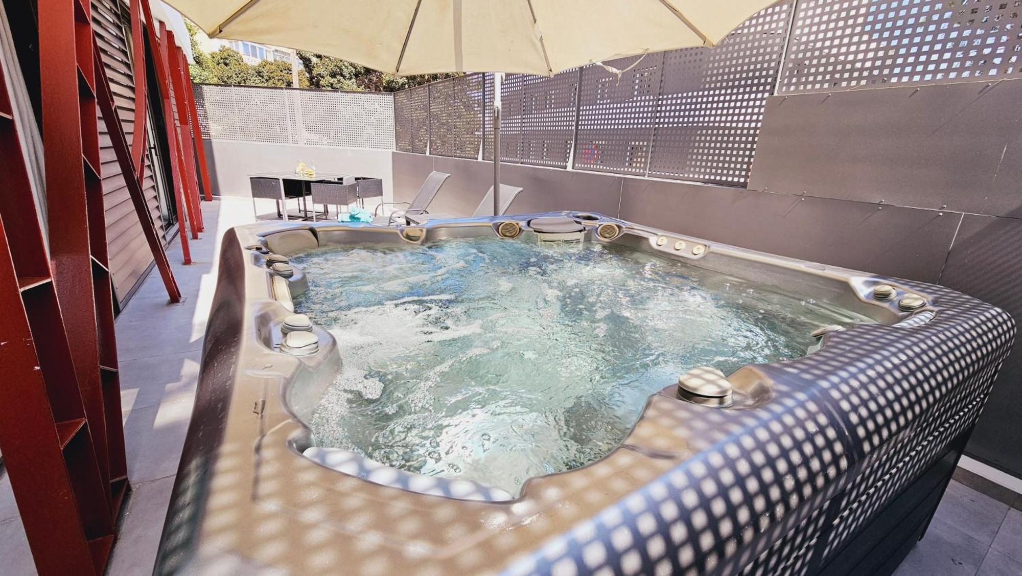 Nogalera Quintessence Apartment With Private Parking By Namaste Elite Torremolinos Ngoại thất bức ảnh