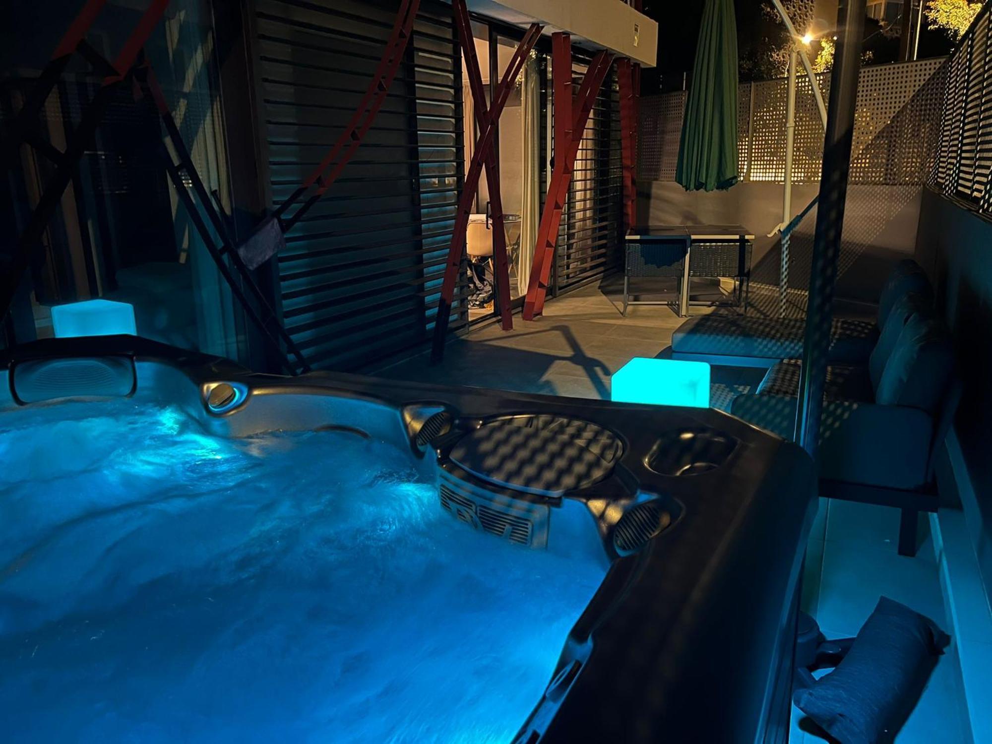 Nogalera Quintessence Apartment With Private Parking By Namaste Elite Torremolinos Ngoại thất bức ảnh